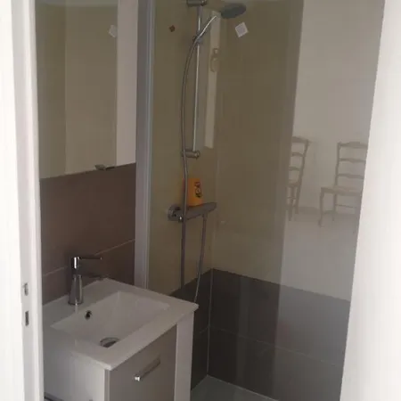 Apartamento F2 Proche Plage Du Veillat Saint-Raphaël