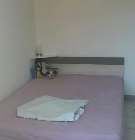 F2 Proche Plage Du Veillat Apartamento